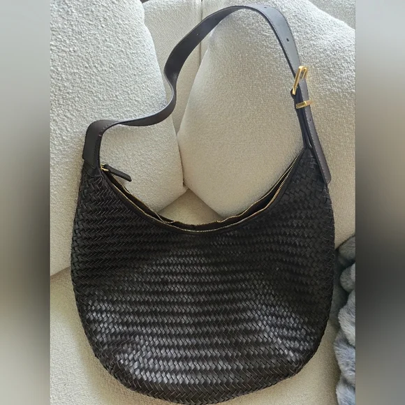 Madewell, The Essential Curve Shoulder Bag, Coffee Bean - Picture 6 of 12